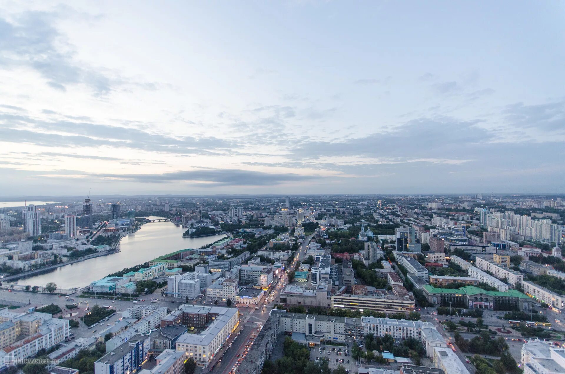 7 городов урала. Нижний Тагил. Нижний Урал города. Город Нижний Тагил. Уральский федеральный округ Нижний Тагил.