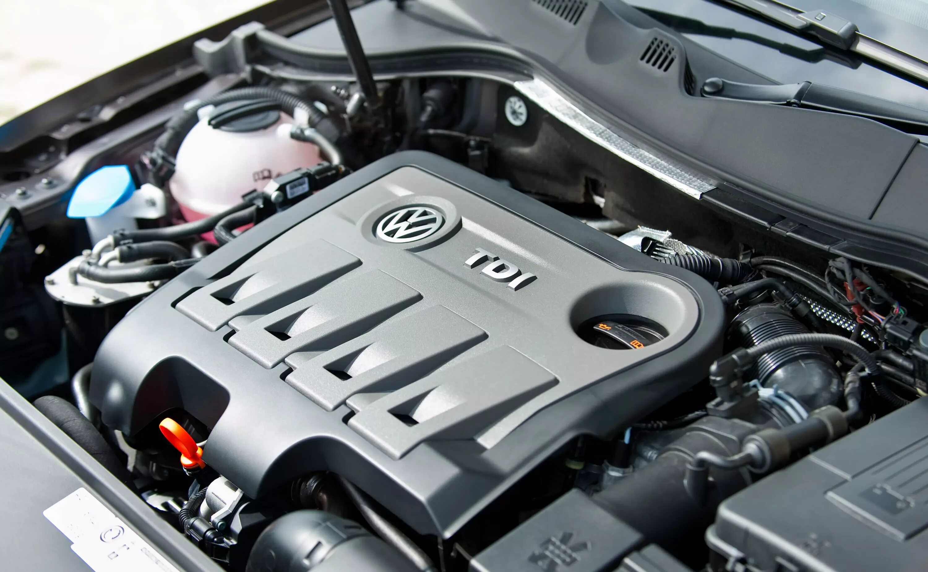 Двигатель Volkswagen Passat b7. Volkswagen Passat b6 TDI моторы. Пассат б6 дизель двигатель. Двигатель Пассат б6 1.6 105 л.с. Двигатель на автомобиль volkswagen