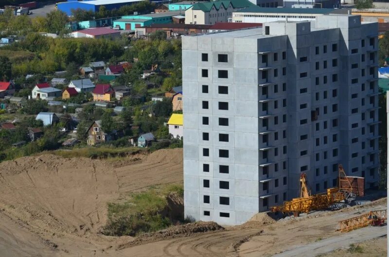 Ук плющихинский новосибирск. Новосибирск жил массив Плющихинский жилмассив. Дискус Новосибирск Плющихинский жилмассив. ЖК Плющихинский Новосибирск. Планировки Дискус Плющихинский.