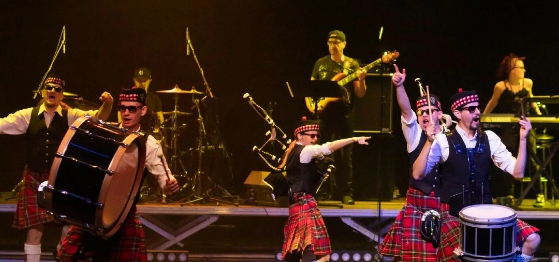 Оркестр волынщиков. Оркестр волынщиков москвы. концерт волынщиков москвы. freedom оркестр волынщиков. оркестр волынщиков москвы кз москва.