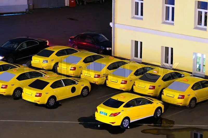 Топ таксопарков такси. Такси парк. парк такси москва. автопарк такси в москве. таксомоторный парки москвы.