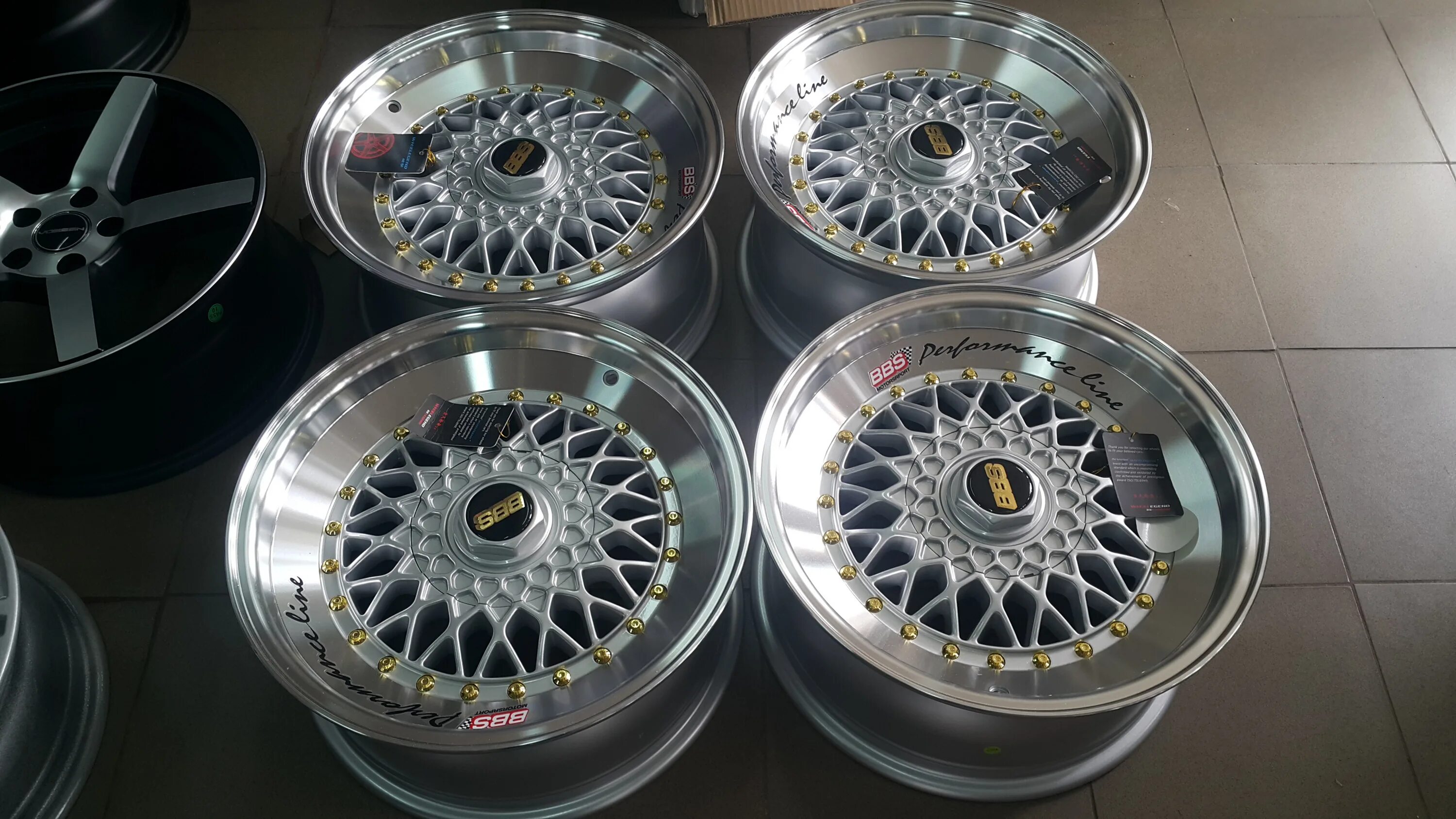 Bbs rs разболтовка 4 98. 4. Мессер турбофан 4 100 17. Bridgestone beo s03 r17 5/114. 3.
