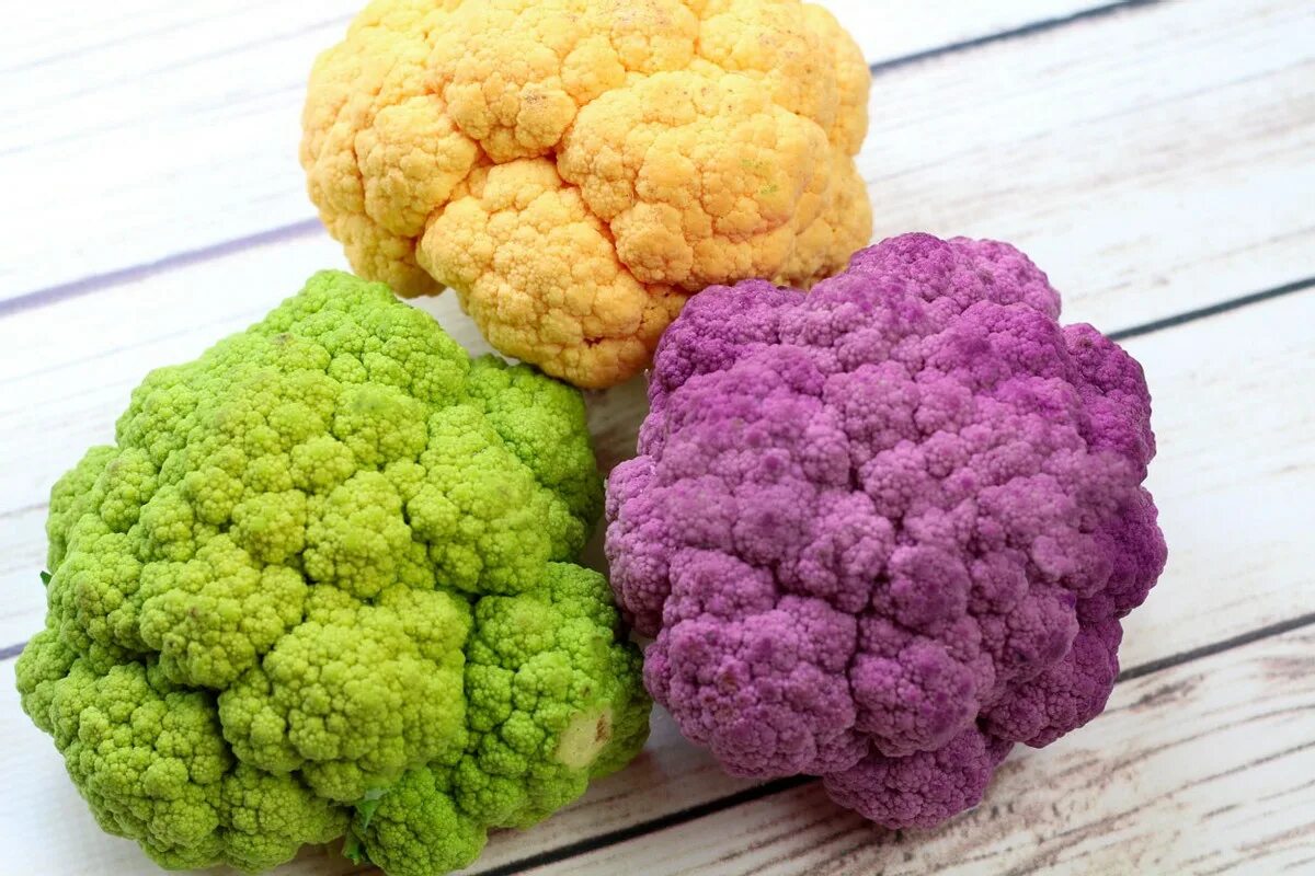Cauliflower. Капуста цветная Овиндоли. Радужная цветная капуста. Разноцветная капуста.