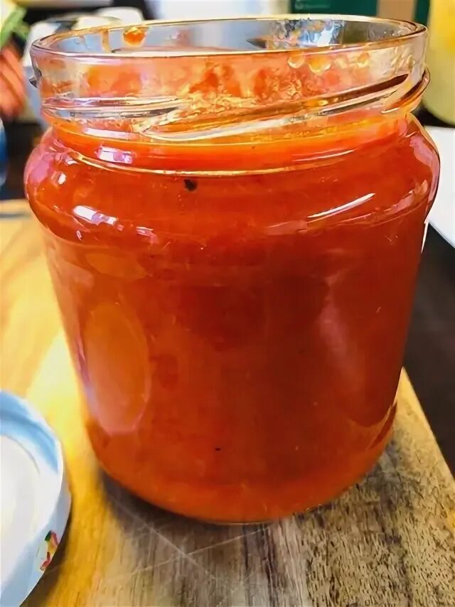 Болгарская лютеница. Закуска лютеница. Салат лютеница. Салат лютеница. Салат лютеница.