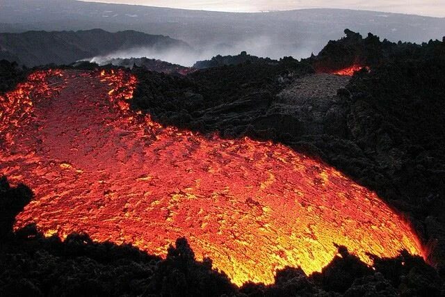 Внутри вулкана фото VOLCANO, DANAKIL DESERT, ETHIOPIA Amazing nature, Nature, Beautiful nature