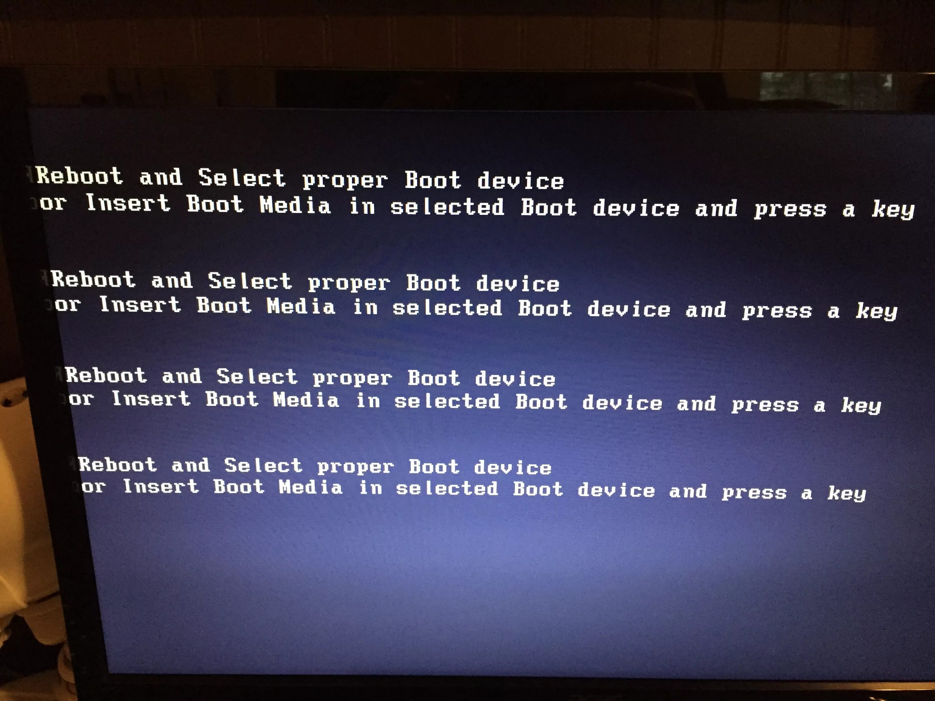 Reboot and select proper Boot device. Ошибка Reboot and select proper Boot device and Press a Key. Компьютер Reboot and select proper Boot device. Reboot and select proper proper Boot device. Ошибка boot and select proper boot device