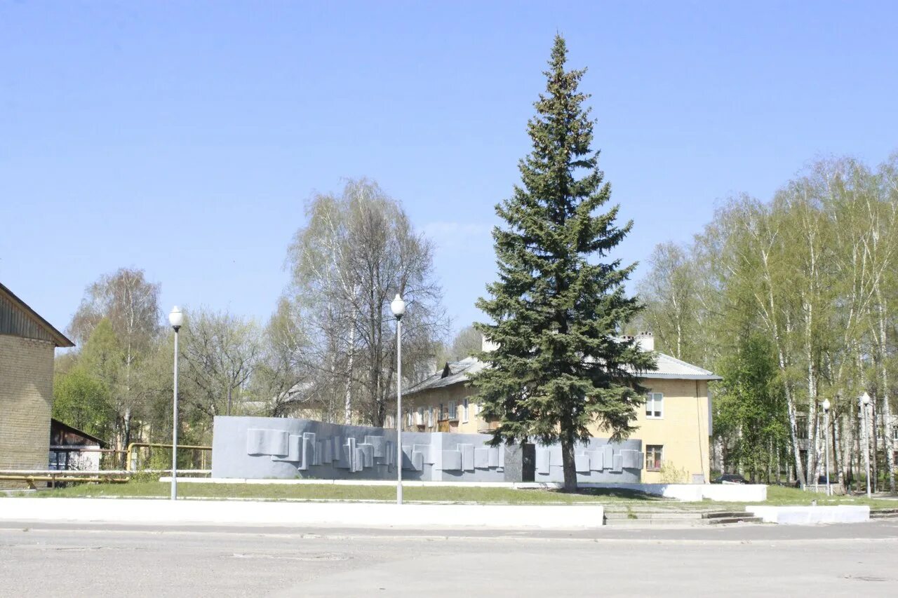 Поселок смолино нижегородская область. 23 февраля лось. Подслушано мулин. Школа 9 мулино. Подслушано мулино нижегородская область.