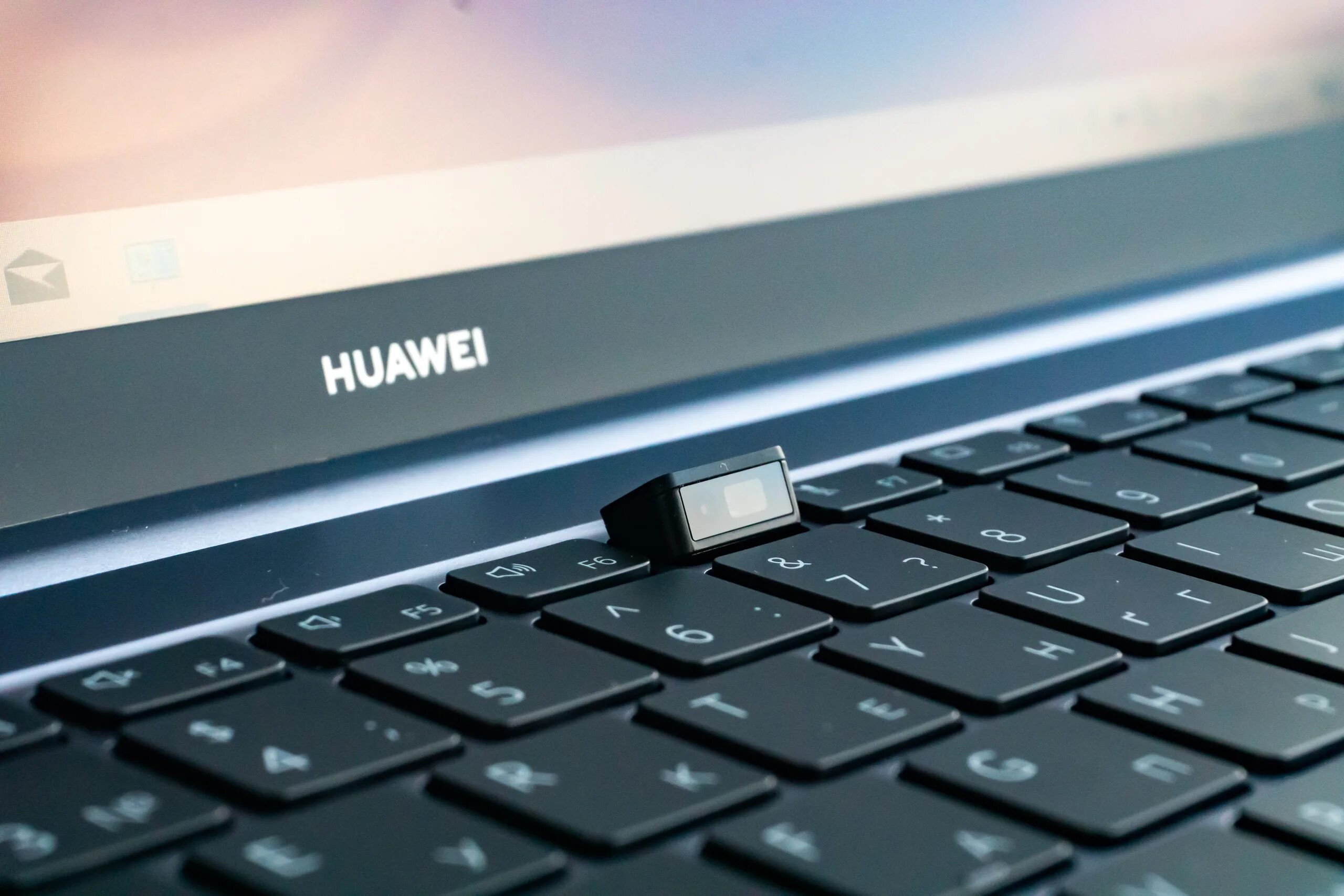 Ноутбук Huawei MATEBOOK d16 разъемы. Huawei MATEBOOK d16 клавиатура. Huawei MATEBOOK d16 2022. Huawei MATEBOOK d16 микрофон.