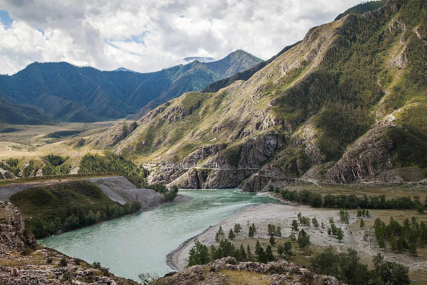 долина чулышман горный алтай. чулышманская долина. долина реки чулышман алтай. каньон арья-ярык. горная долина алтая.