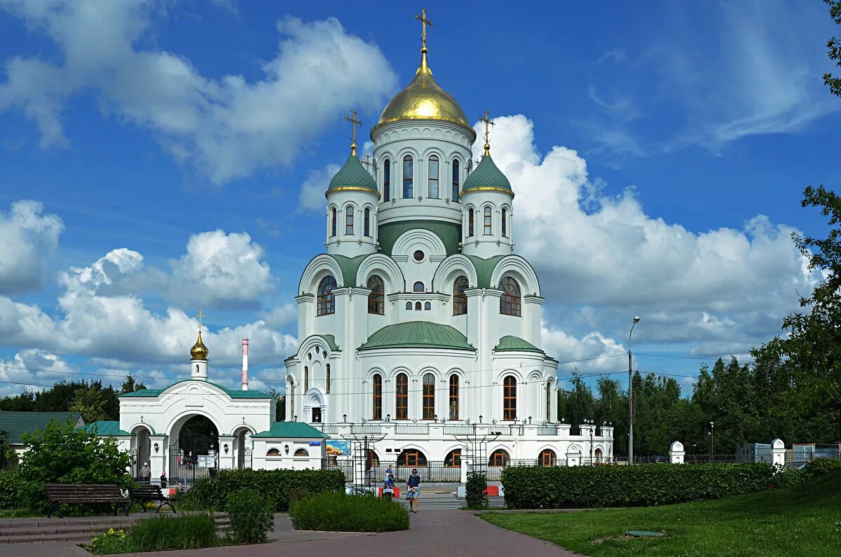 церковь сергия радонежского в бибирево, москва. нижний новгород храм преподобного сергия. храмы в честь сергия радонежского в челябинске. храмы прп сергия. сергия радонежского в рогожской слободе.