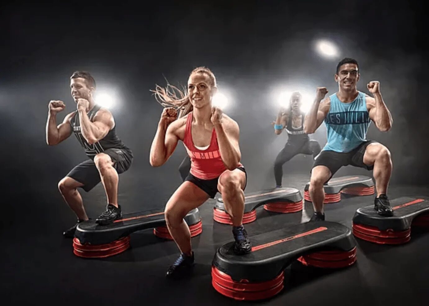 Пауэр фитнес. Les Mills боди памп. Les Mills body Pump тренировка. Les Mills степ. Групповые занятия les Mills.