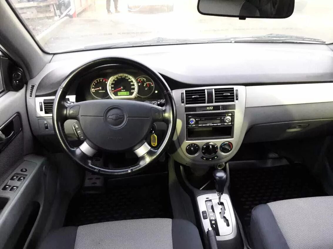 Chevrolet Lacetti 2004 салон. Шевроле Лачетти седан 1.6 автомат. Chevrolet Lacetti 2012 хэтчбек салон. Chevrolet Lacetti 2012 салон.