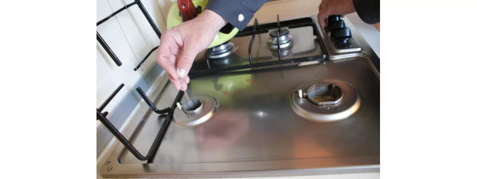Прочистить форсунку плиты. Горелка на конфорку для газовой плиты dako. газовая плита гефест коптит большая конфорка. газовая плита на одну конфорку с пьезоподжигом. газовая плита гефест с электроподжигом конфорок.