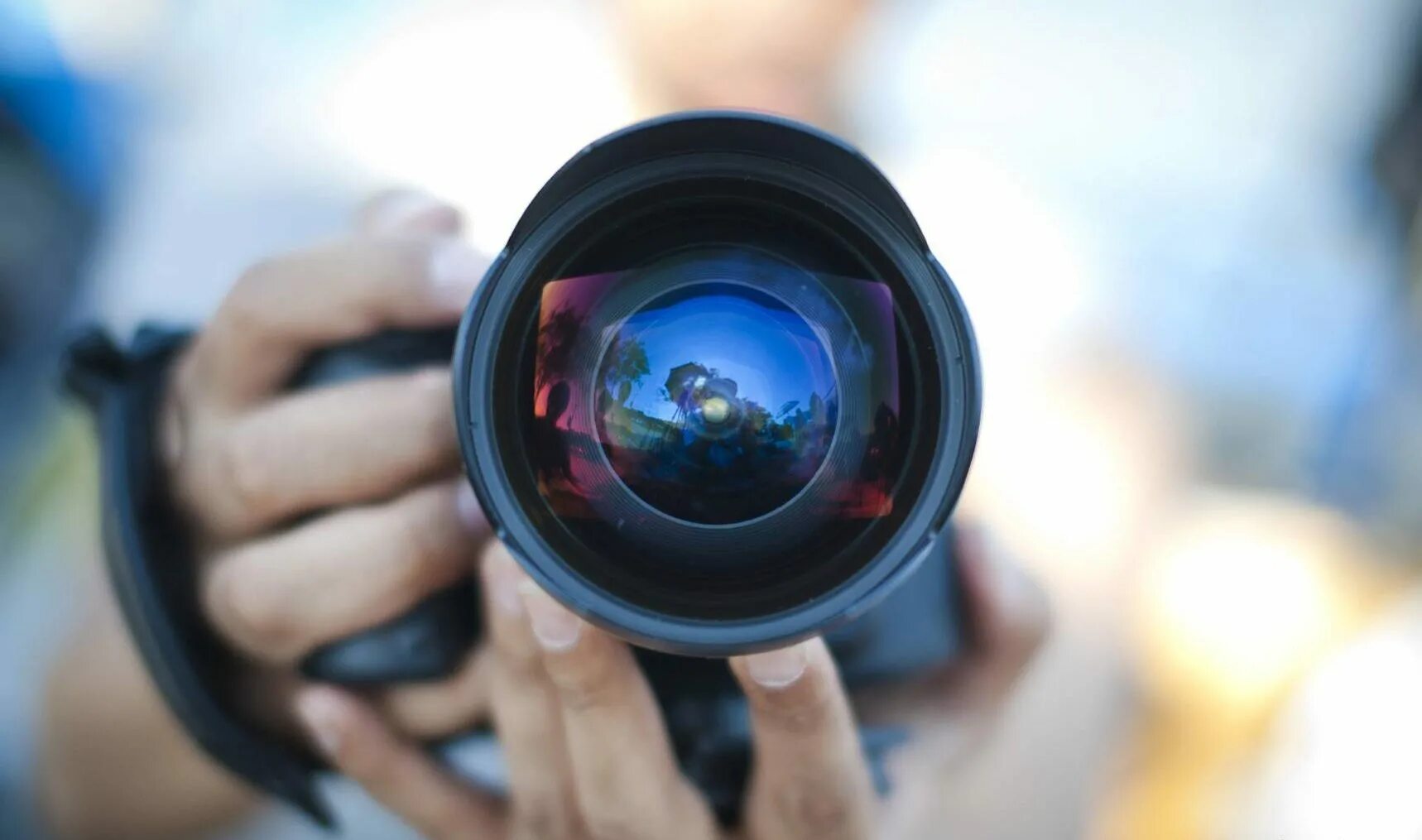 Нам джун пайк телевизор. Иммерсивный музей в токио. Художественное видео. Blackmagic design fusion. Креативные идеи.