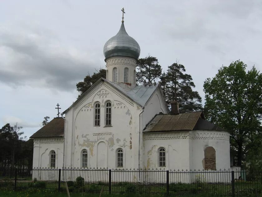 пос волховский. волхов вид сверху. церковь никиты епископа новгородского в поселке волховском. волховский. церковь никиты епископа новгородского в поселке волховском.