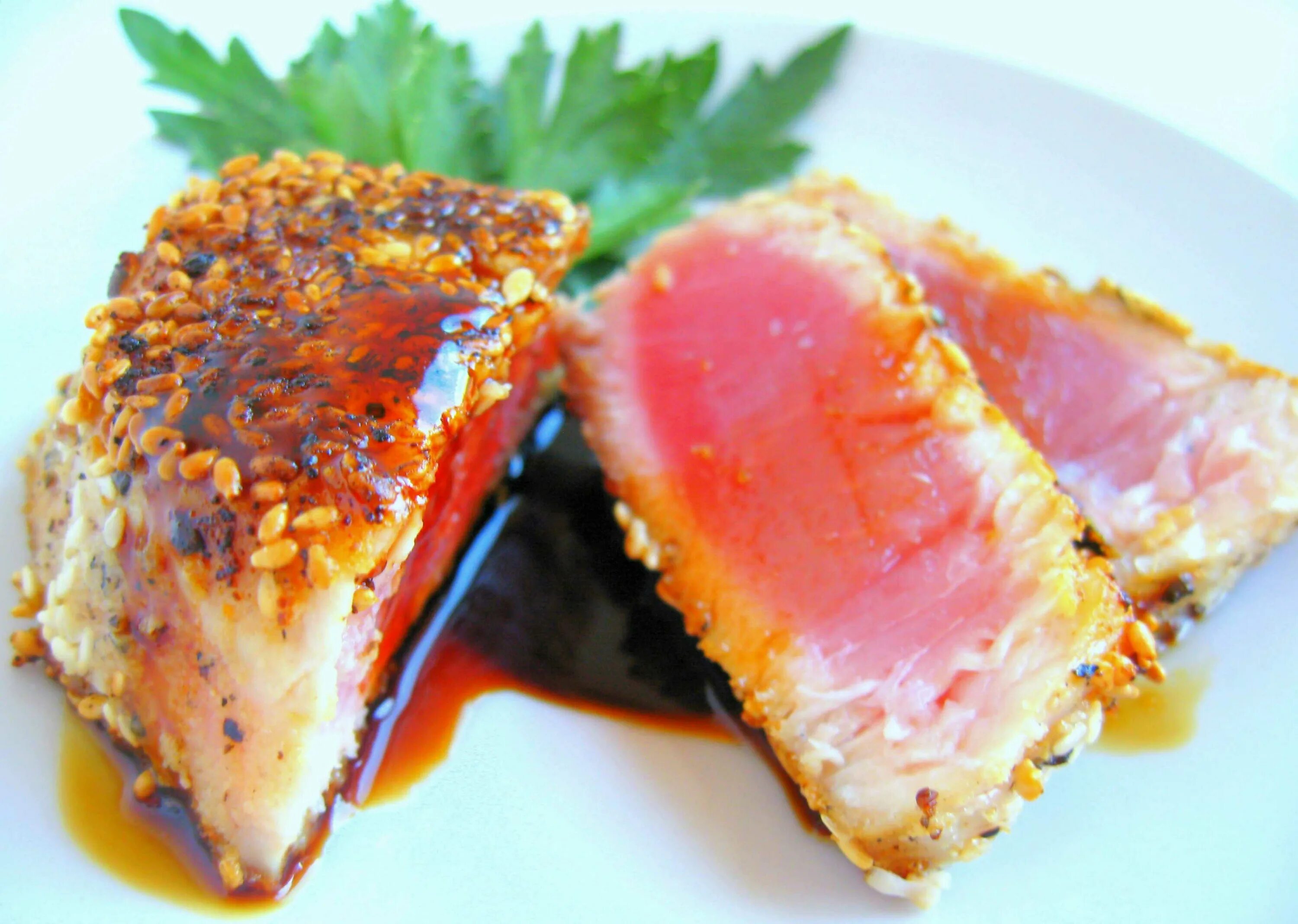 Тунец быстро и вкусно. Запеченный тунец. желтопёрый тунец запеченный. тунец желтоперый филе. тунец жареный.