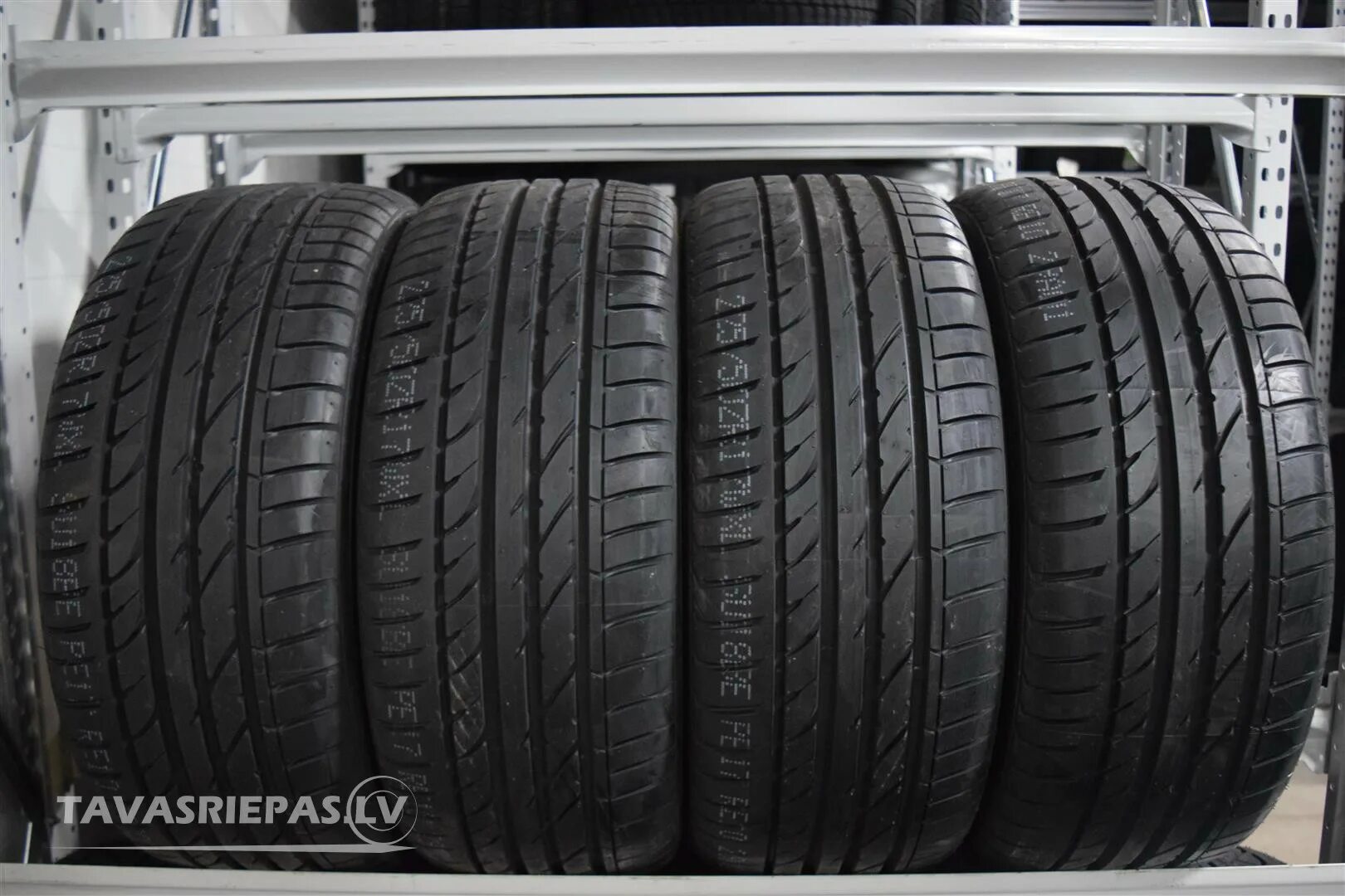 Maxxis 215/55r17 hp5. Maxxis hp5 205/60 r16. Maxxis Premitra 5 235/60 r17. Maxxis Premitra hp5. Maxxis hp5 premitra5