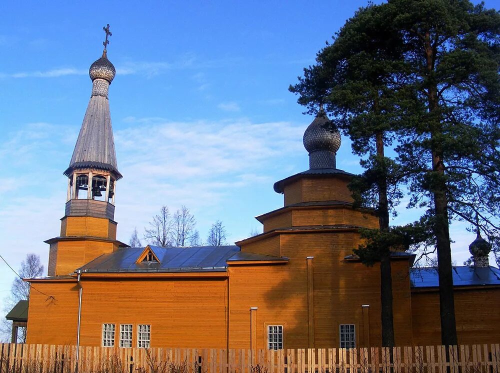 Село хвойный. Церковь Никандра Городноезерского Хвойная. Посёлок Хвойная Церковь Никандра. Видимирь Хвойнинский район храм. Церковь прп Никандра Городноезерского.