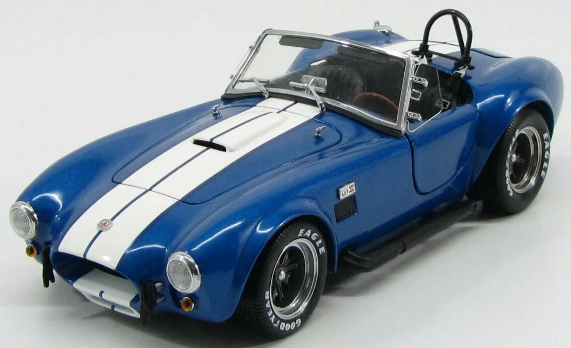 Shelby cobra купить. Shelby Cobra 427s. Машина Shelby Cobra 427. Shelby Cobra 427 s/c. Kyosho Shelby Cobra 1:24.