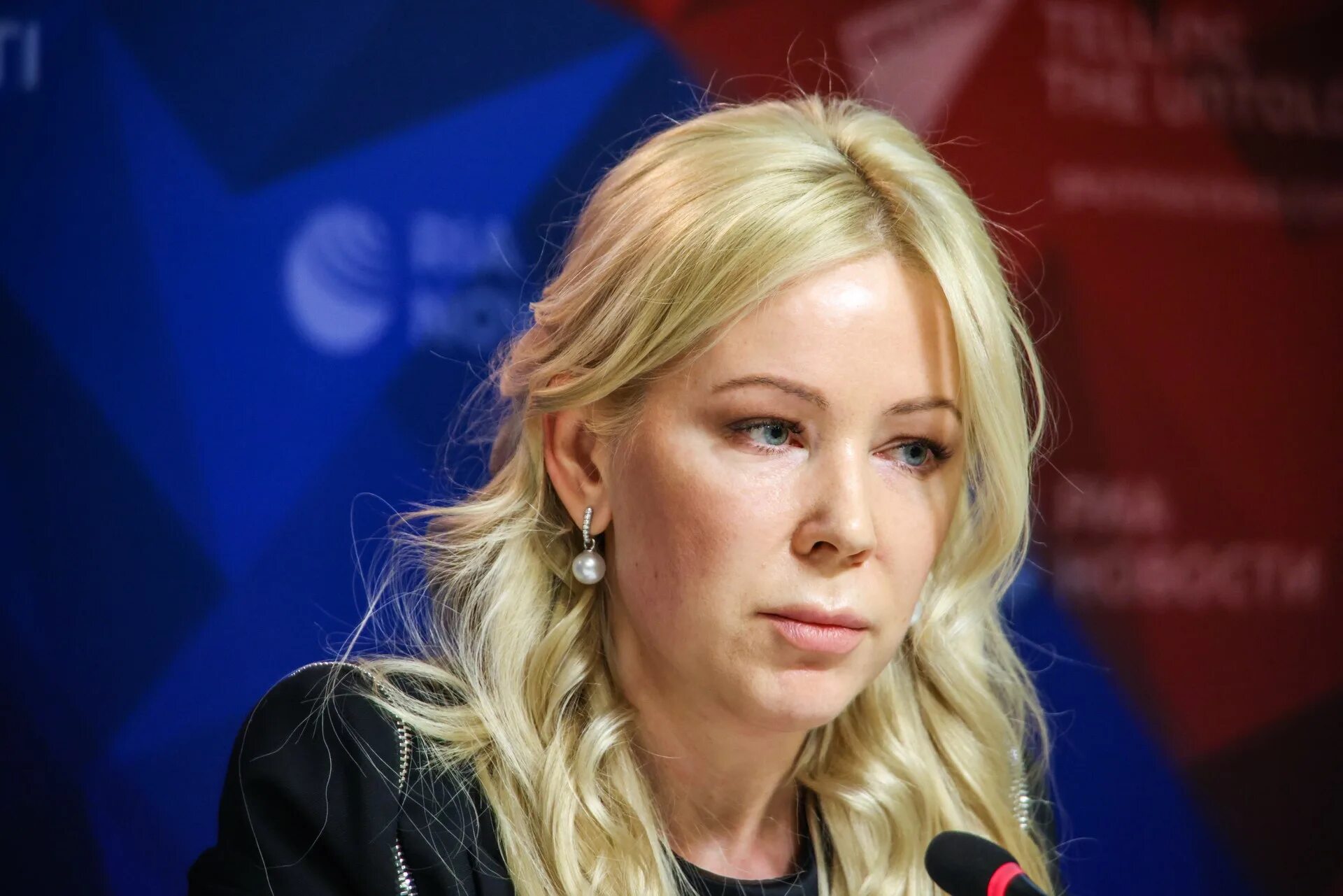 Мизулина депутат. Мизулина. Мизулина младшая. Мизулина евросоюз. Мизулина младшая.