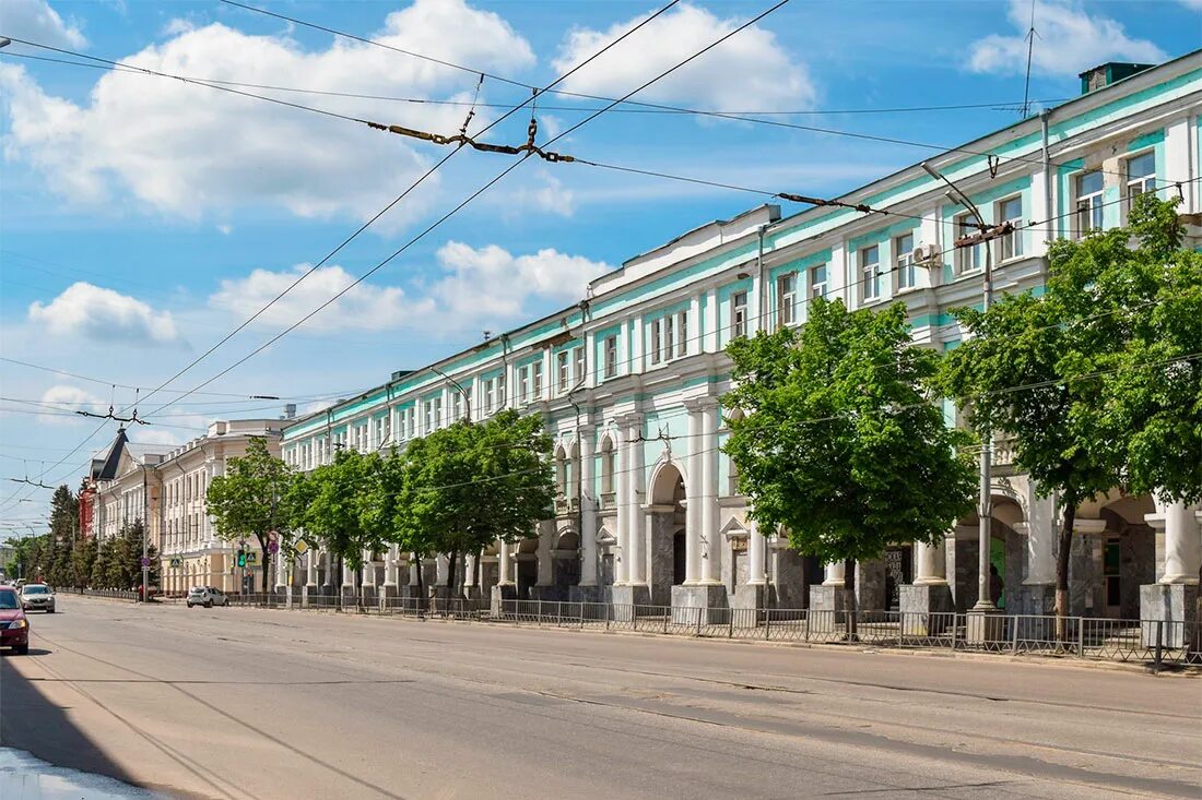 Торговые ряды в Орле (Гостиный двор). Город орёл Гостинный двор. Торговые ряды улица Орел. Гостиная. Торговые ряды. Орел. Россия 1 город орел