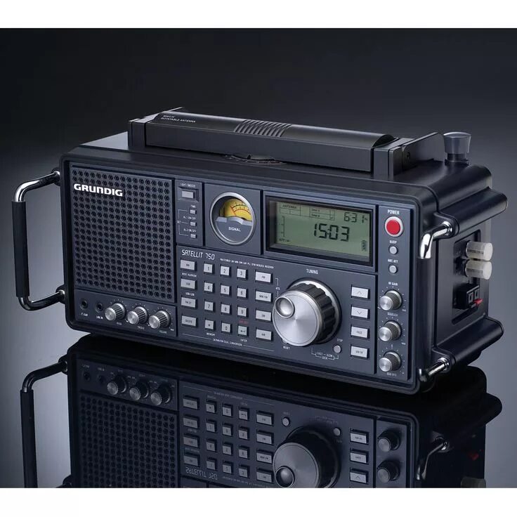 Ретро приемники грюндиг. Приемник вэф 206. Радиола grundig ламповый. Ленинград 001 радиоприемник. Класс радиоприемника.