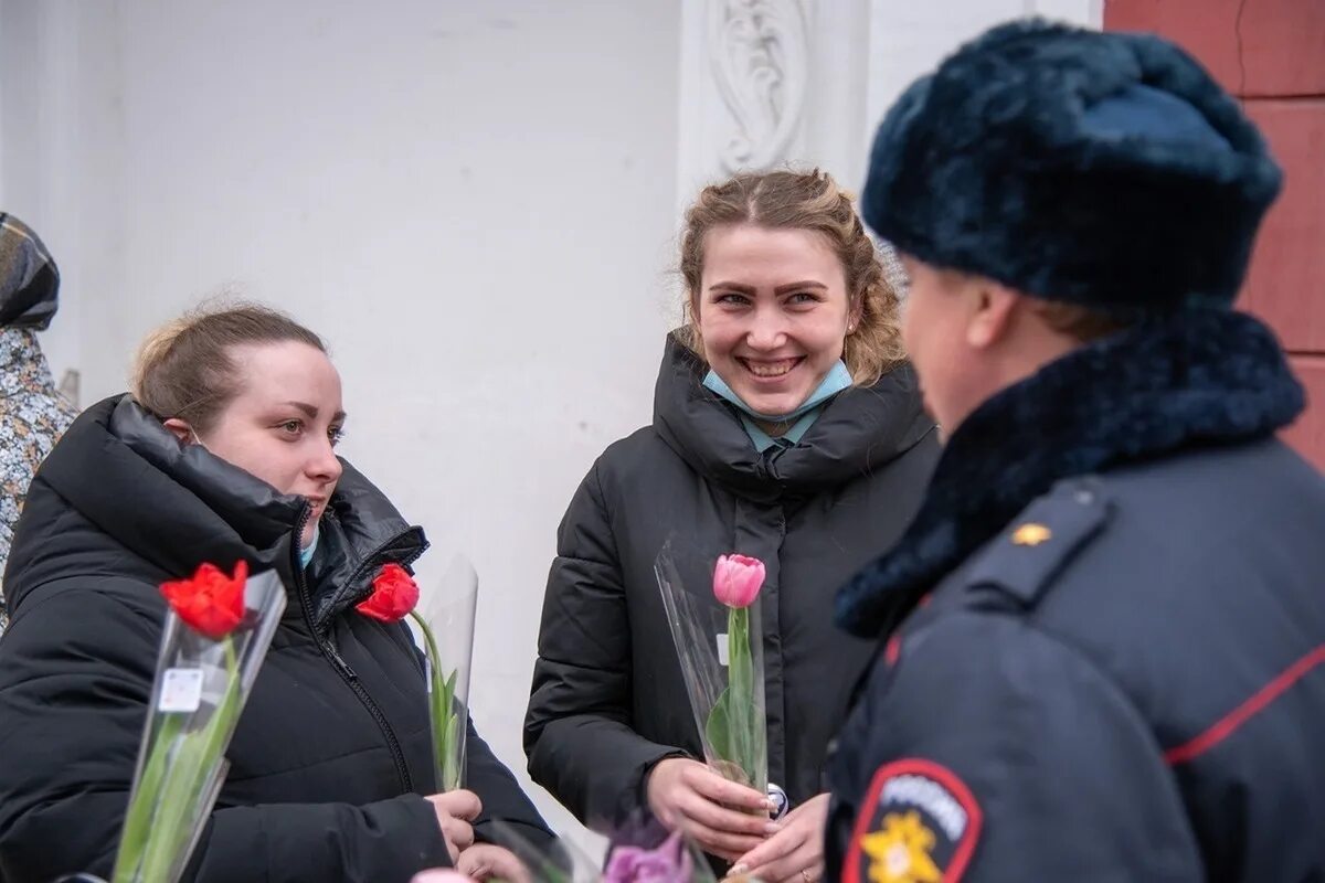 В преддверии международного женского дня 8. День полиции женский.