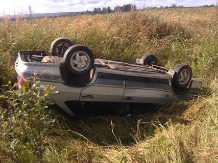 Опрокидывание легкового автомобиля