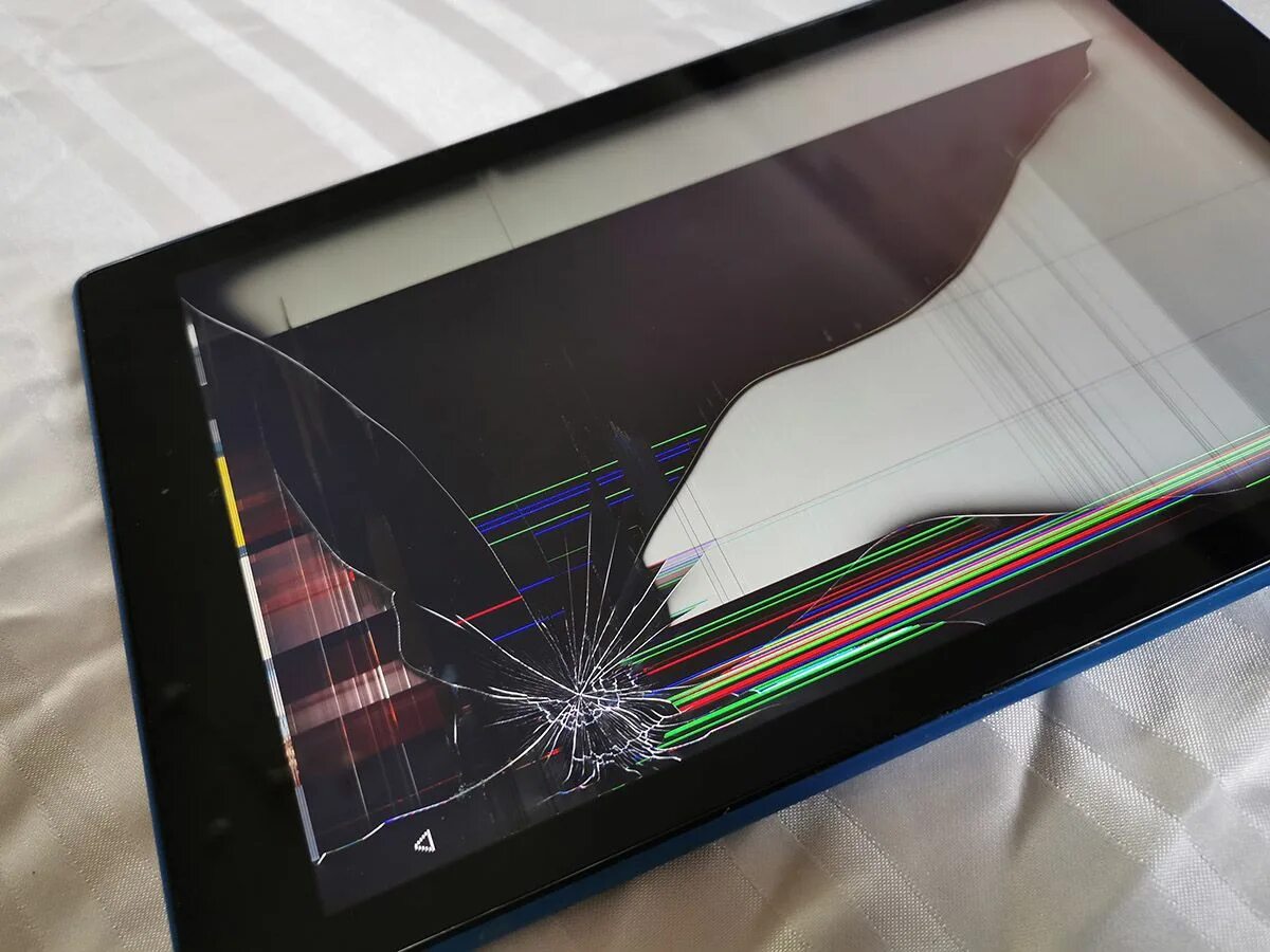 Коды взлома. Взломанный display. Tablet screen. Экран хакера. Коды хакеров.