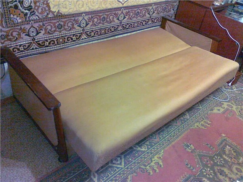 Софа в хорошем состоянии. Диван-кровать в отличном состоянии. Диван-кровать в отличном состоянии. Диван кровать б у. Диван кровать б у.