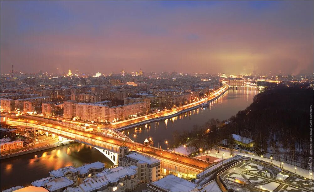 Прикинь москва. Москва ночью. Ночная москва. Прикинь. Красивые места в москве.