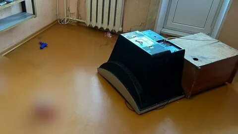 Упал телевизор