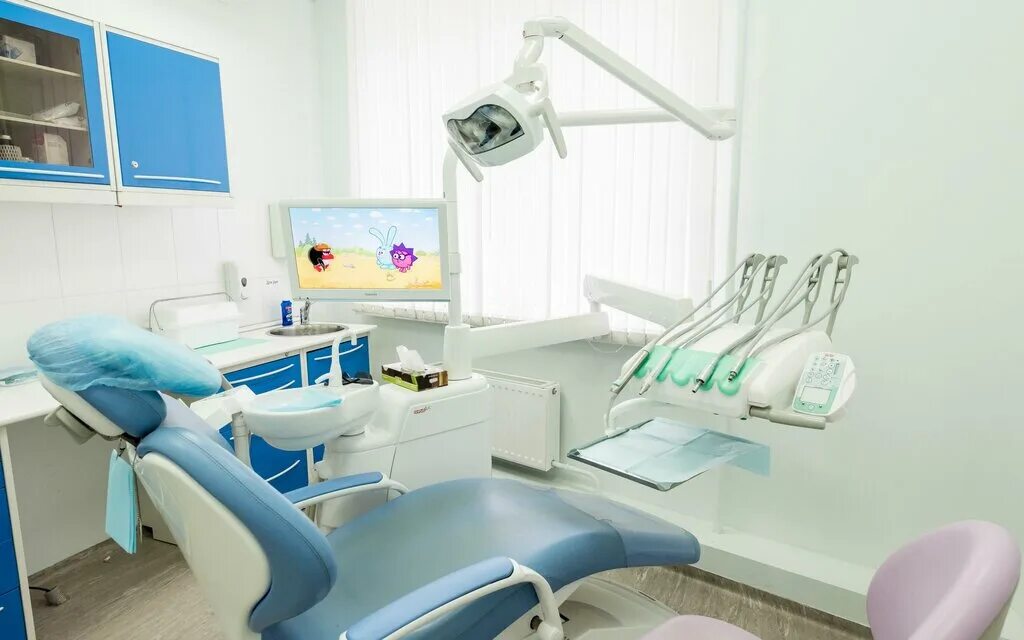 Стоматология смайл тверь. Смайл клиник спб. Смайл клиник спб. Клиника смайл стоматология. Стоматология москва дентал бутик.