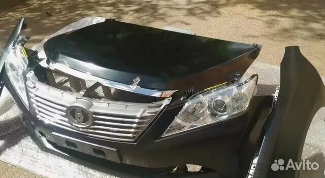 Передний бампер тойота камри 70. Оригинальные запчасти на камри. Camry 50 авторазбор. Ноускат тойота камри 50. 4.