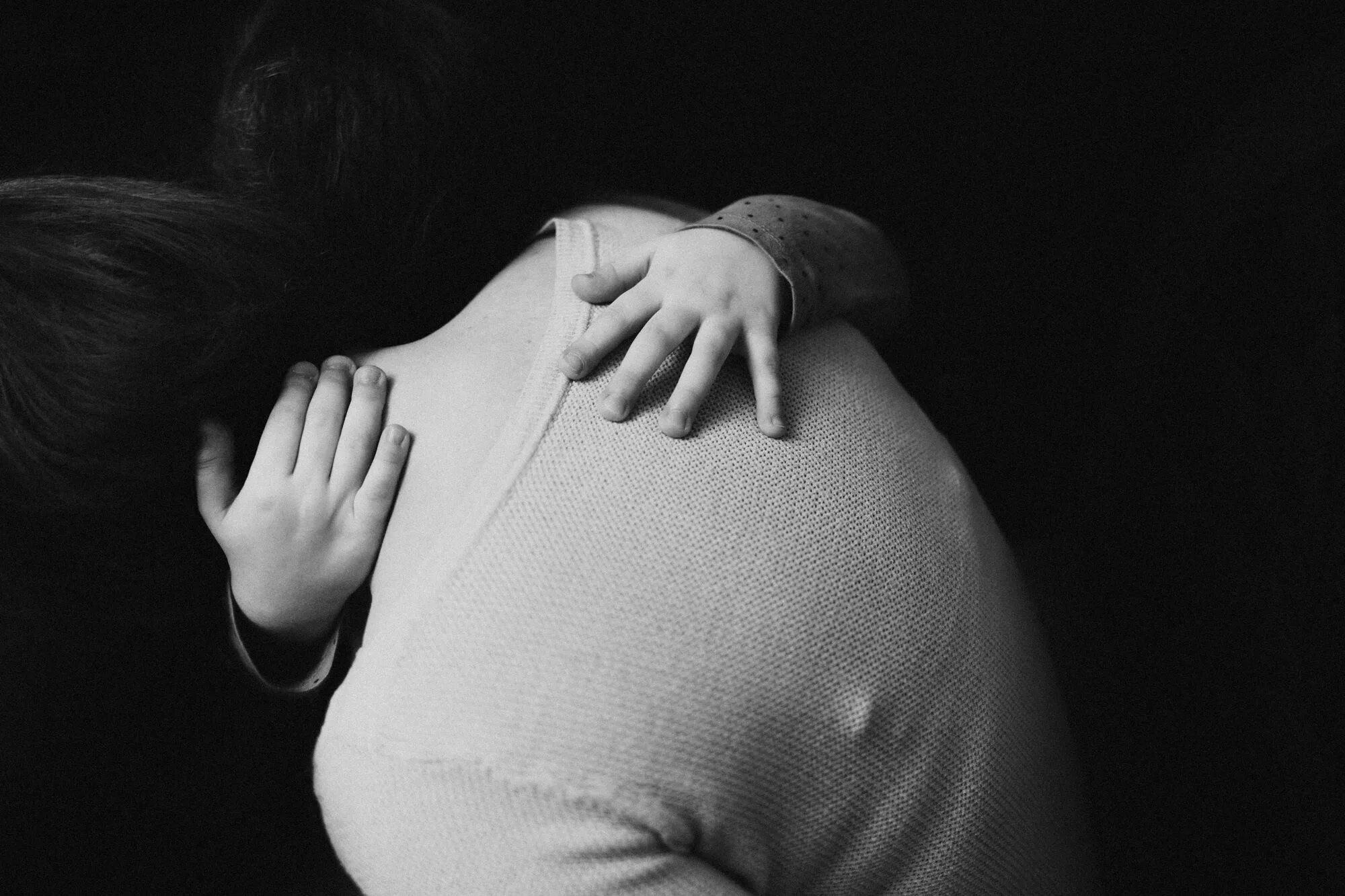 Оригинальные шутки. Пойду поплачу. Типичная мать мемы. Поплакала поплакала и хватит. Ты поплачь мем.