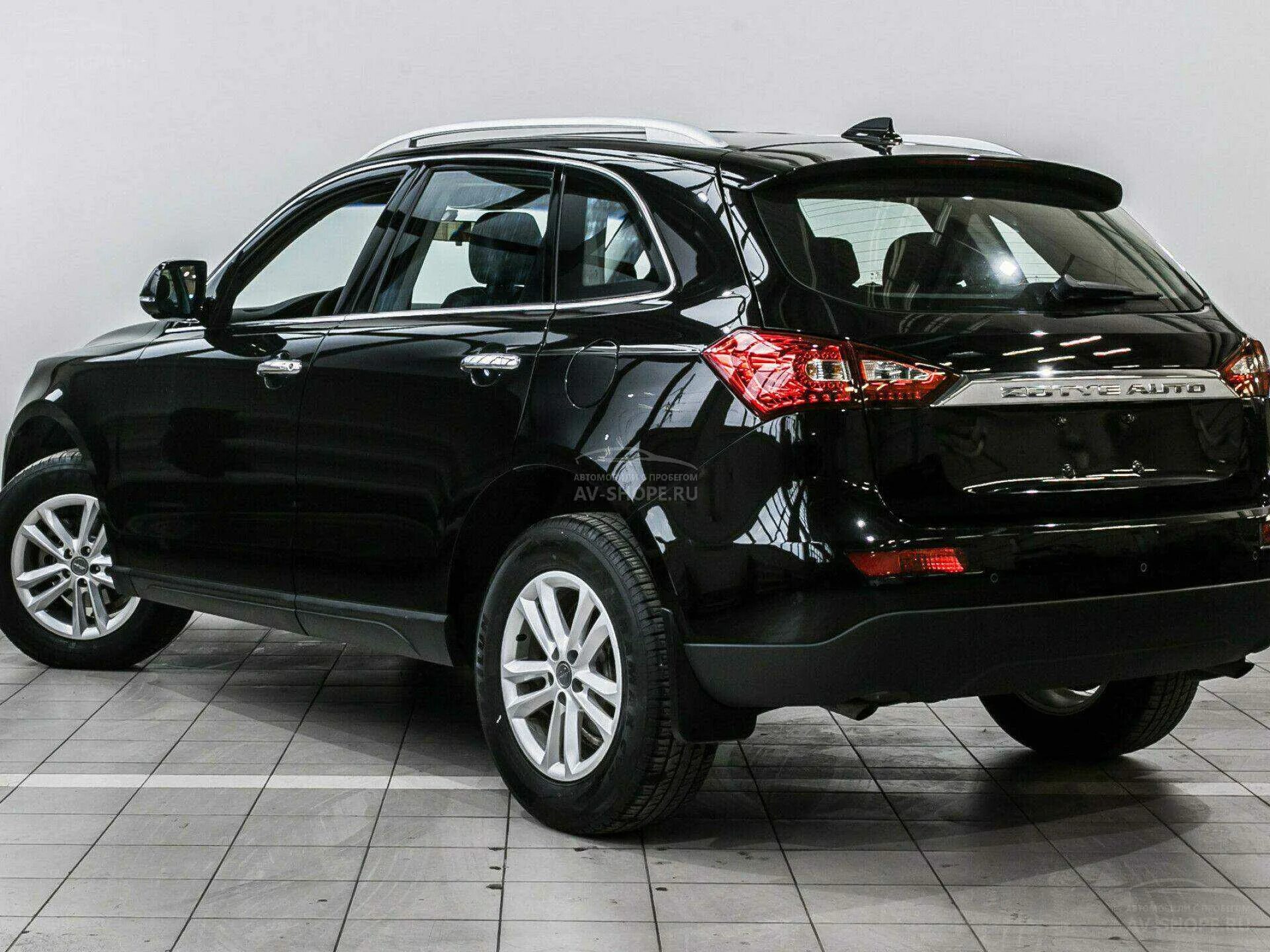 Т-600 китайский кроссовер. Faw zotye t600. Китайская машина zotye t600. Зотти т 600. Зотти т 600.