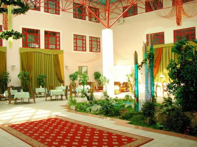 Дк царицын волгоград красноармейский. Зимний сад дк царицын. Царицын банкетный зал волгоград. Царицын банкетный зал волгоград. Царицын ресторан волгоград.