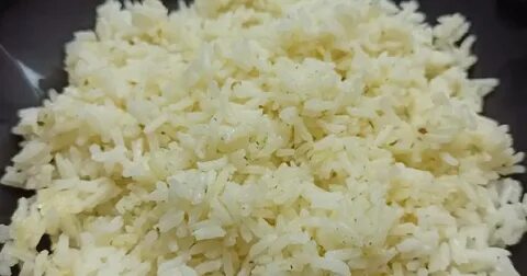 Вареный рис с рыбой