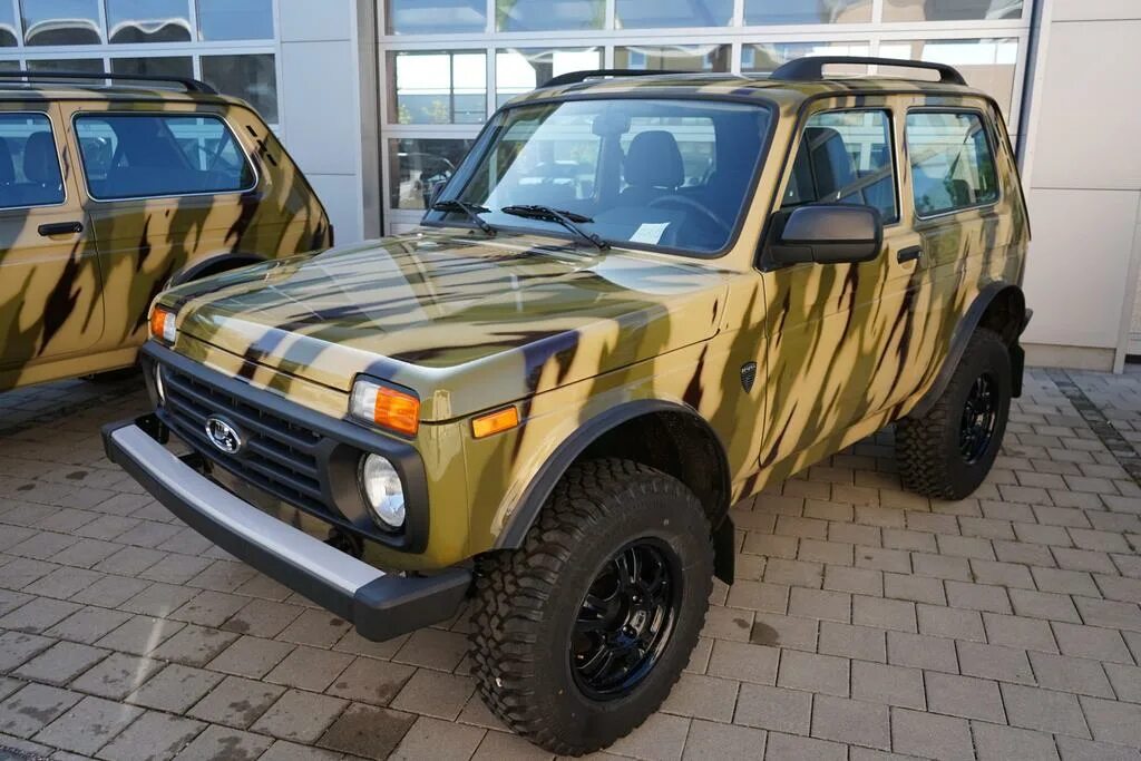 Купить Lada 2121 1.7i MT (83 л.с.) 2017 года, с пробегом в кредит Лада (ВАЗ) 212