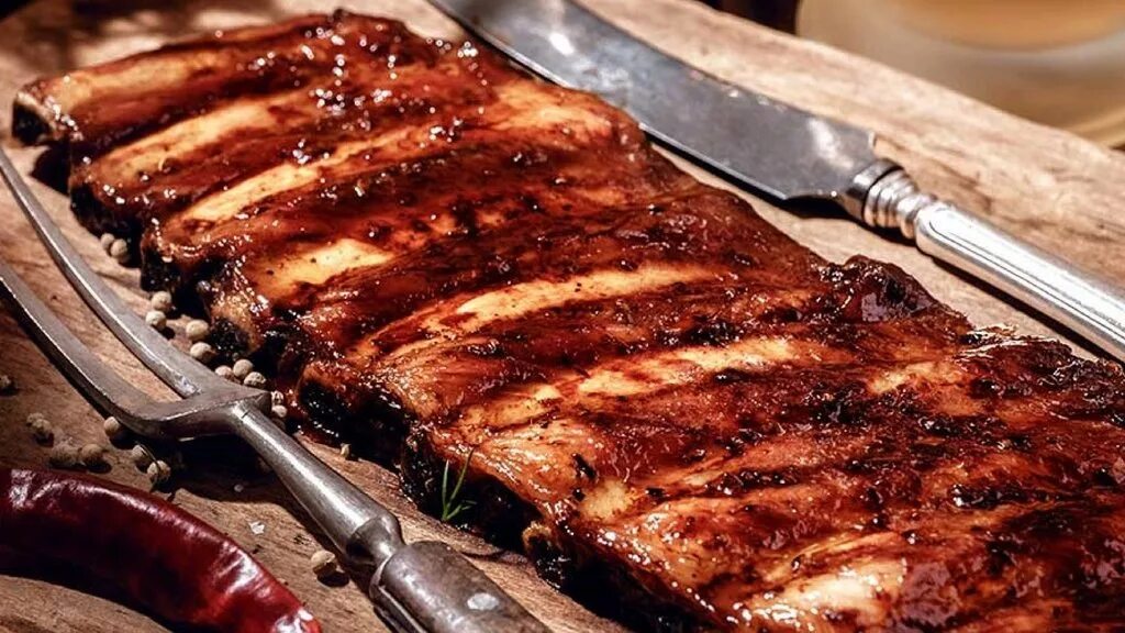 шашлычная улыбка ачинск. куриные крылышки с гарниром. симпатия ачинск шашлык. шашлычная улыбка. шашлык ачинск.