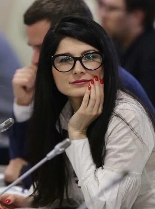 Женщины в сизо. Ева михайловна меркачёва. Ева меркачева и валерий максименко. Карцер в сизо. Меркачева кому на руси сидеть хорошо.