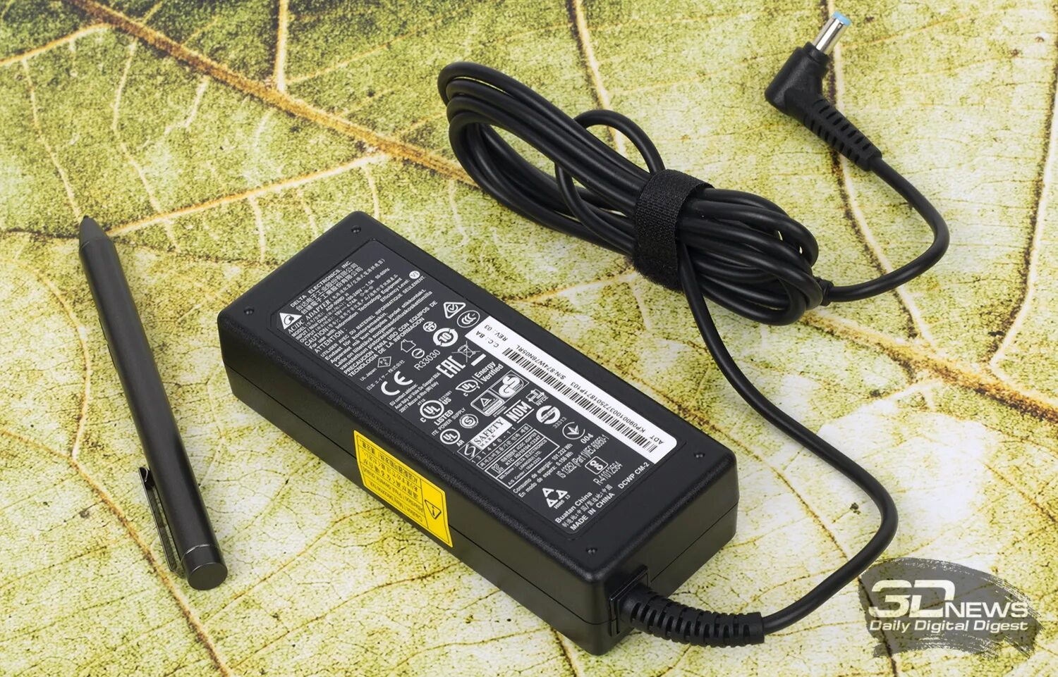 Acer nitro 19. Блок питания для ноутбука асер нитро 5. Acer nitro 19. 1a 135w блок питания. Блок питания nitro 5.