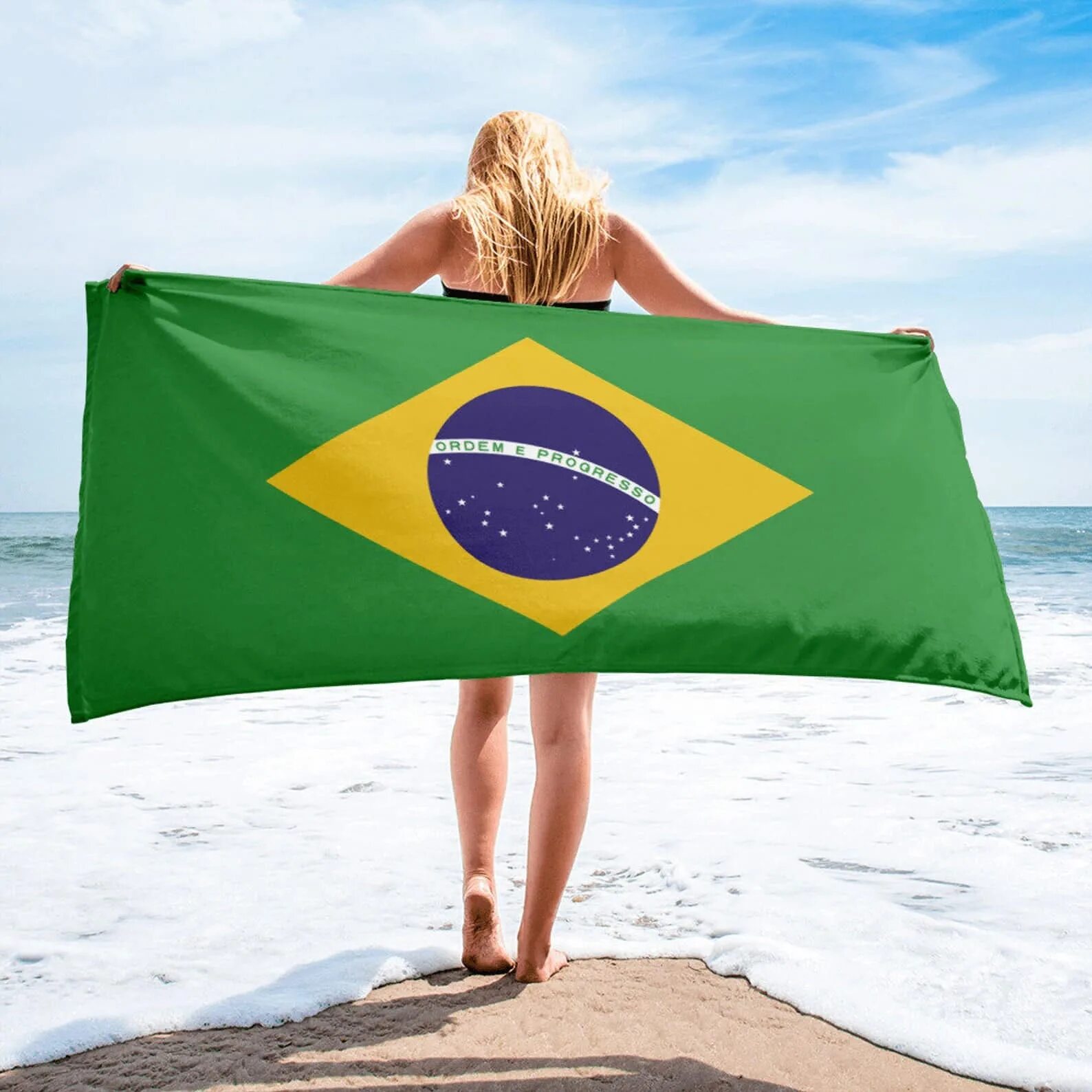 Полотенце флаг. Флаг Бразилии. Пляжный флаг. Флаги на пляже. Полотенца Бразилия.