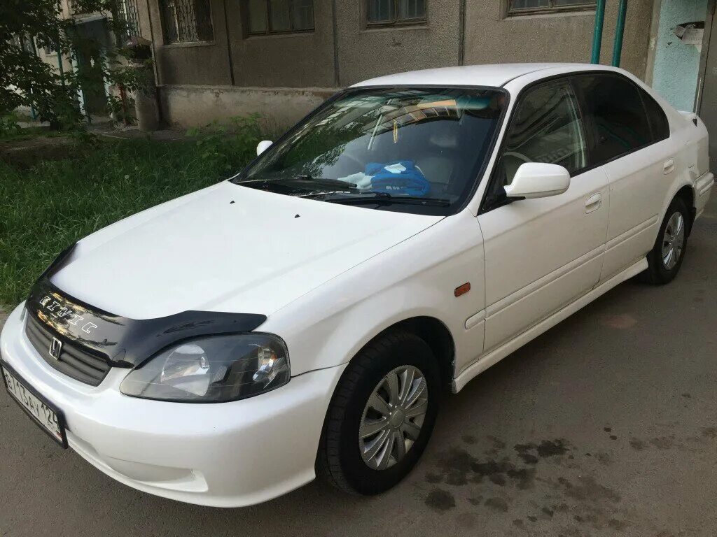 Купить хонда цивик ферио красноярске. Honda Civic Ferio 2000. Honda Civic Ferio II. Civic Ferio 2000. Honda Civic 2000 седан.