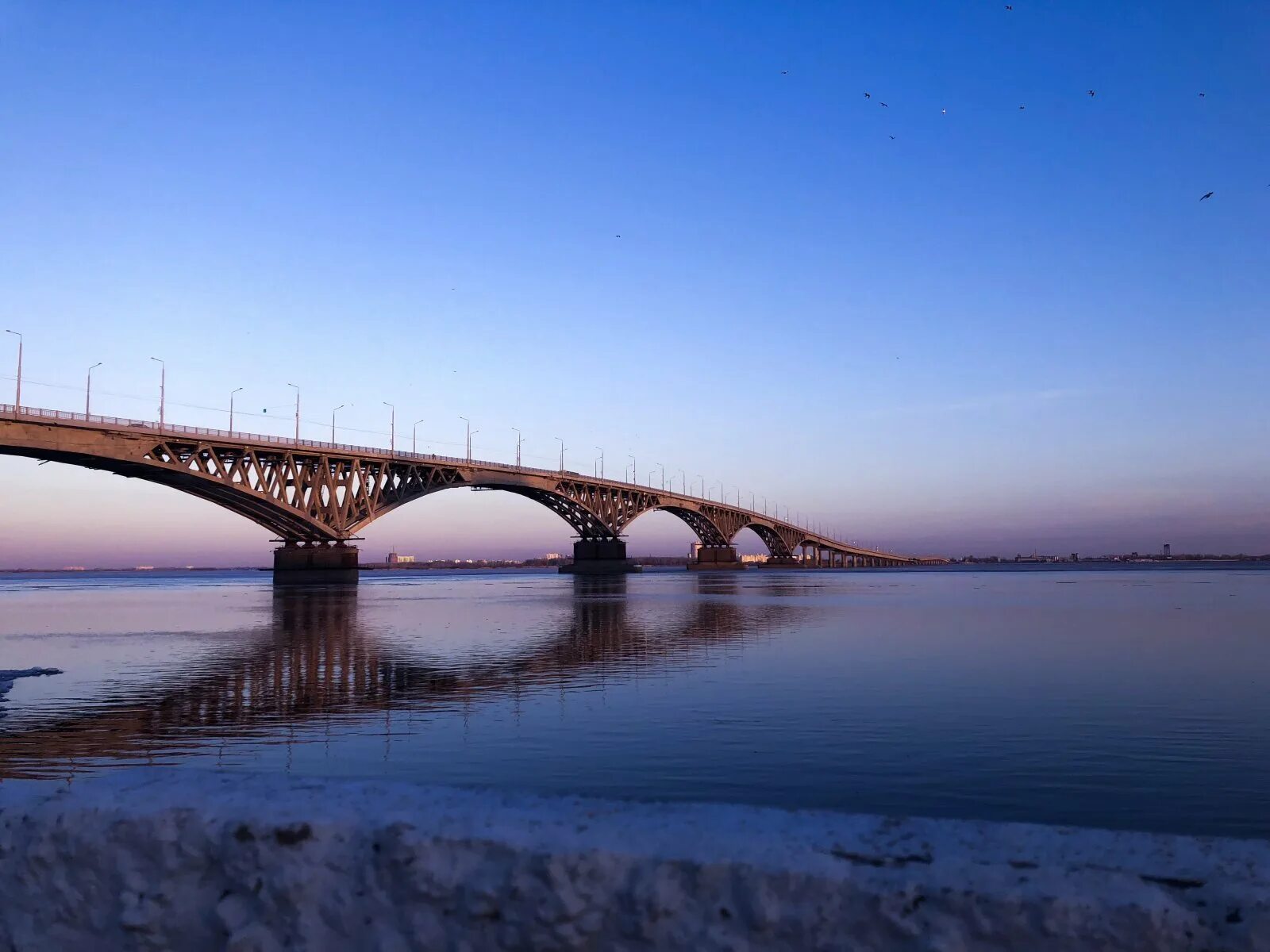 Энгельс мост через волгу. Саратов- Энгельсский мост через Волгу. Волга мост Саратов Энгельс. Саратовский Автодорожный мост. Саратовский мост с Энгельса.