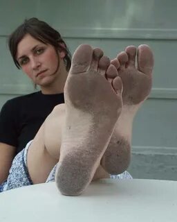 Short hair feet