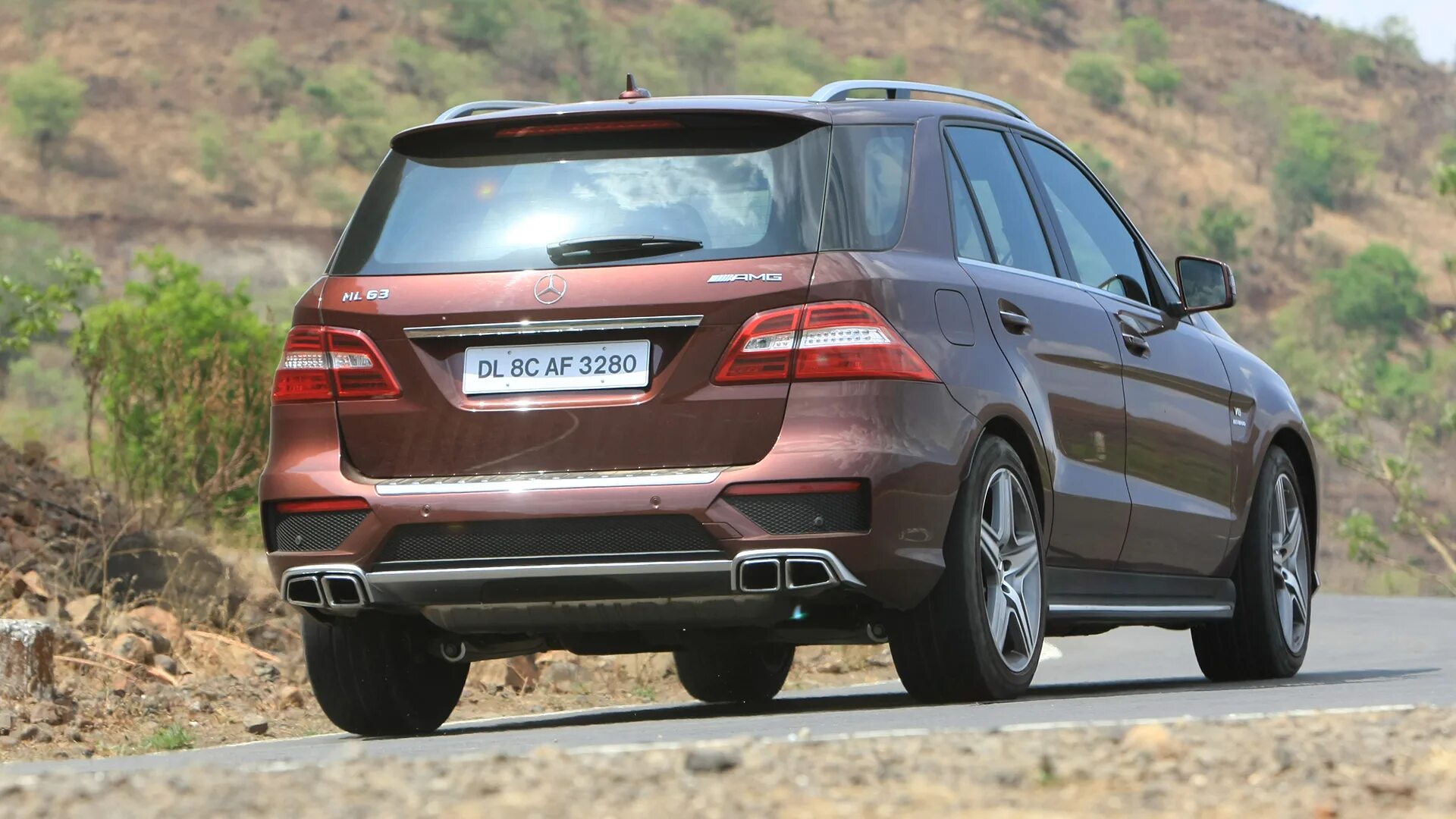 Мл 2014 год. Mercedes-benz ml 63 amg 2014. mercedes benz ml 2014. ml amg 2014. ml63 2014.