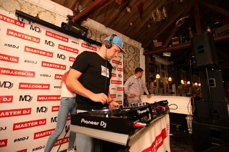 диджей мастер