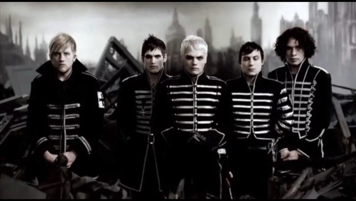 Группа my Chemical Romance. MCR Black Parade era. Боб my Chemical Romance. Боб Брайар Black Parade. Welcome to the black parade my chemical