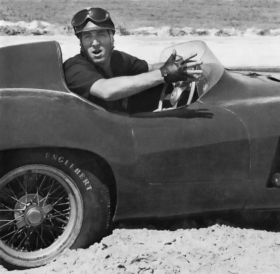 Альфонсо портаго. Де портаго. Альфонсо портаго. Гонщик альфонсо де портаго. Альфонсо портаго.